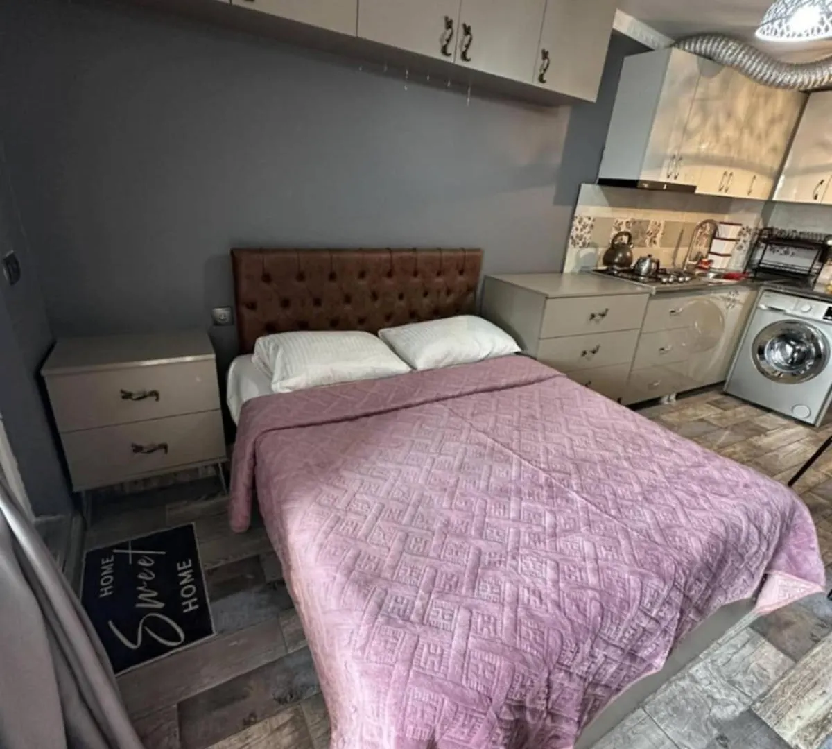 Apartment Guro 바투미 0*,  조지아